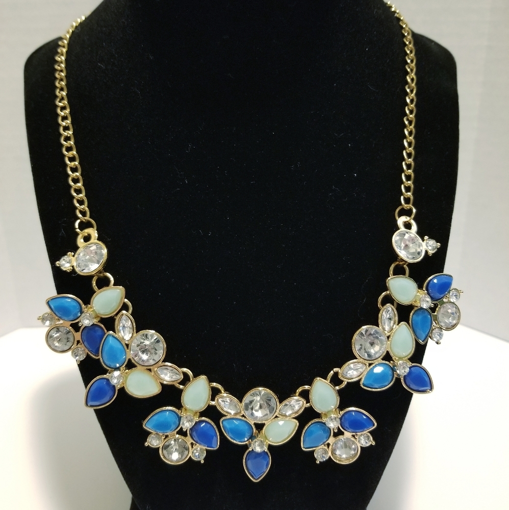 Multicolor Rhinestone Bib Necklace